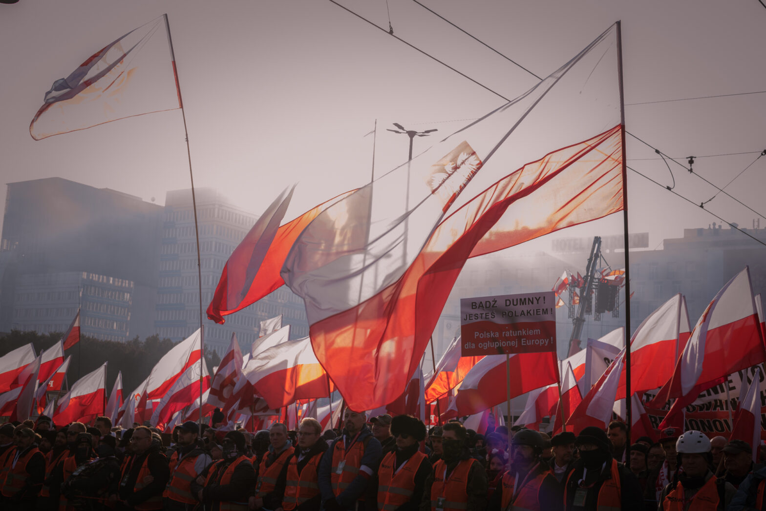 XII Marsz Niepodległości przeszedł ulicami Warszawy