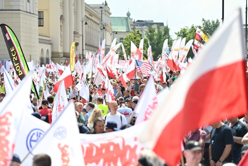 uczestnicy manifestacji NSZZ Solidarność Warszawa 20 maja 2026
